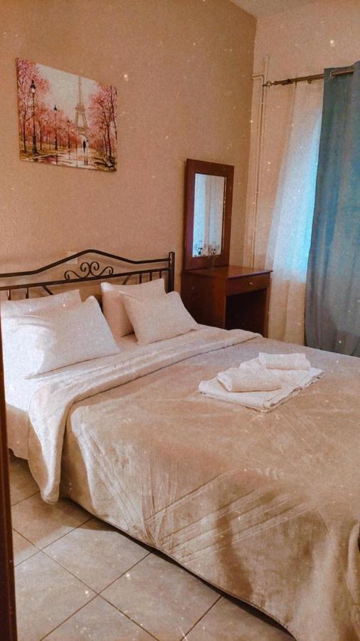 Guesthouse Adonis Loutraki  Exterior photo