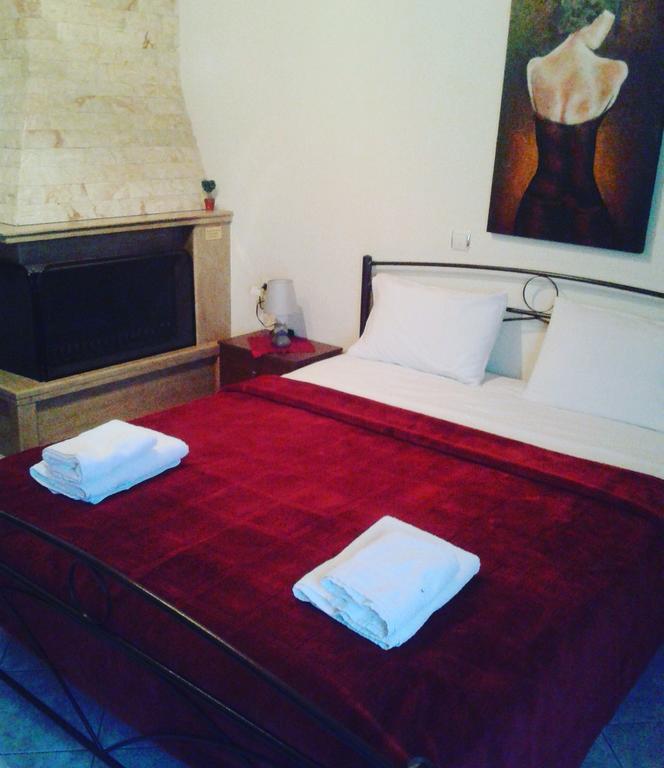 Guesthouse Adonis Loutraki  Exterior photo
